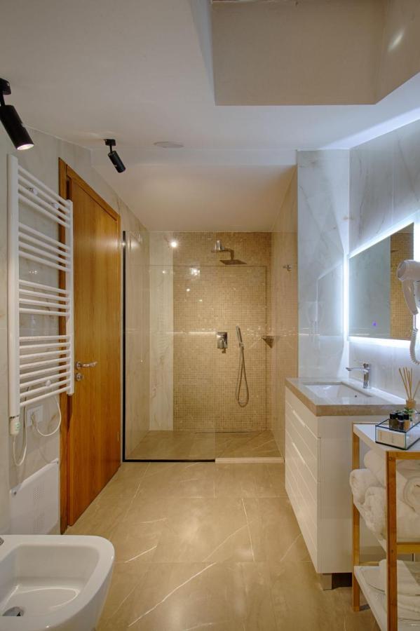Primo Hotel Tiranë Ngoại thất bức ảnh