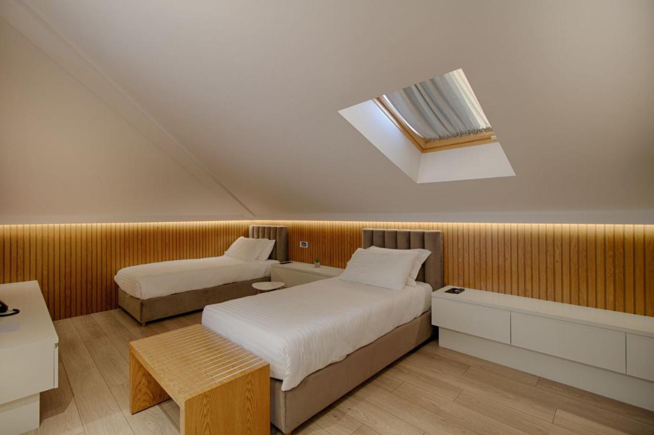 Primo Hotel Tiranë Ngoại thất bức ảnh